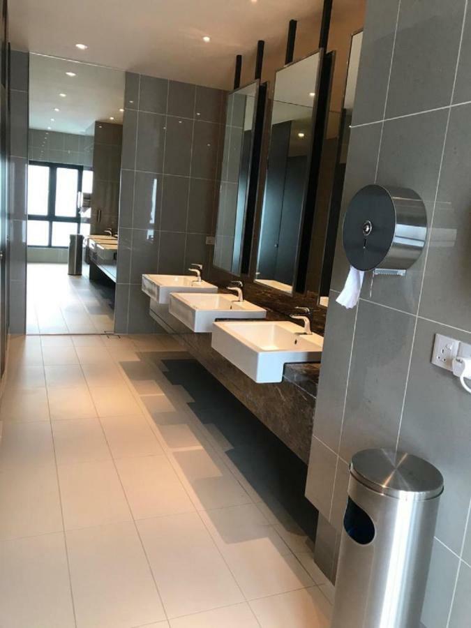 Almas Puteri Harbour Apartman Nusajaya  Kültér fotó